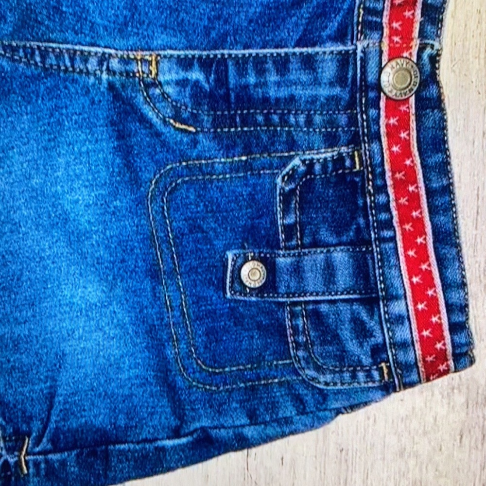 Vintage patriotic star embroidered denim shorts